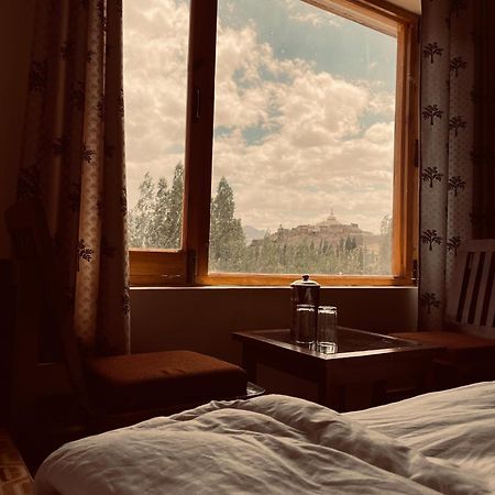 Zlatan Guest House レー エクステリア 写真