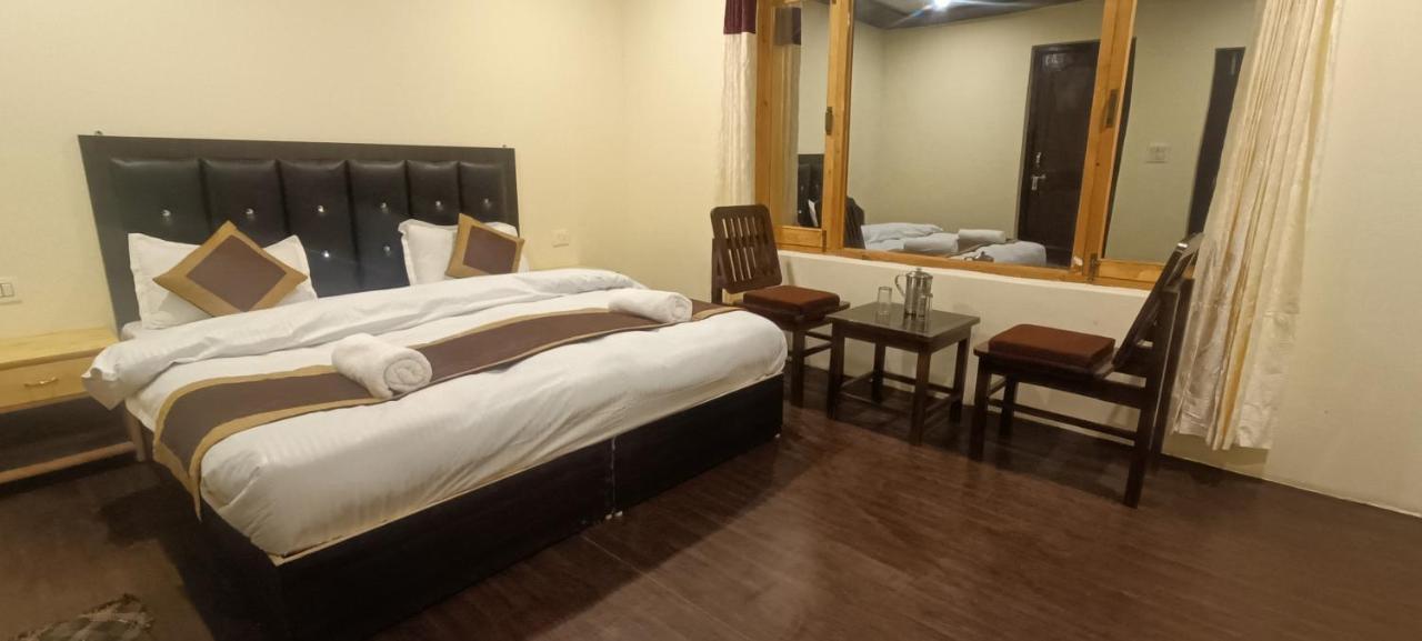 Zlatan Guest House レー エクステリア 写真