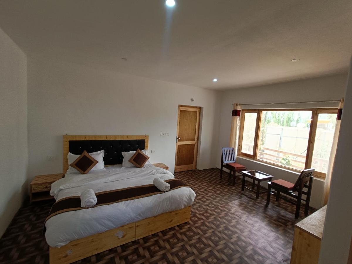 Zlatan Guest House レー エクステリア 写真