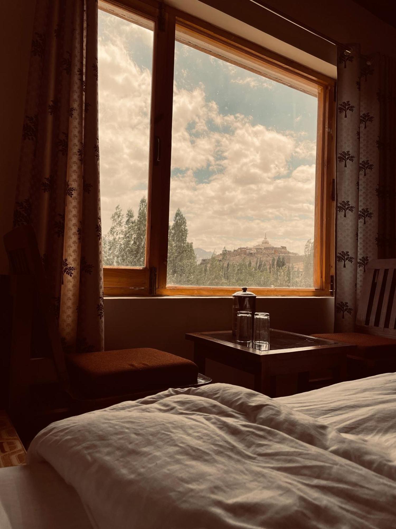 Zlatan Guest House レー エクステリア 写真